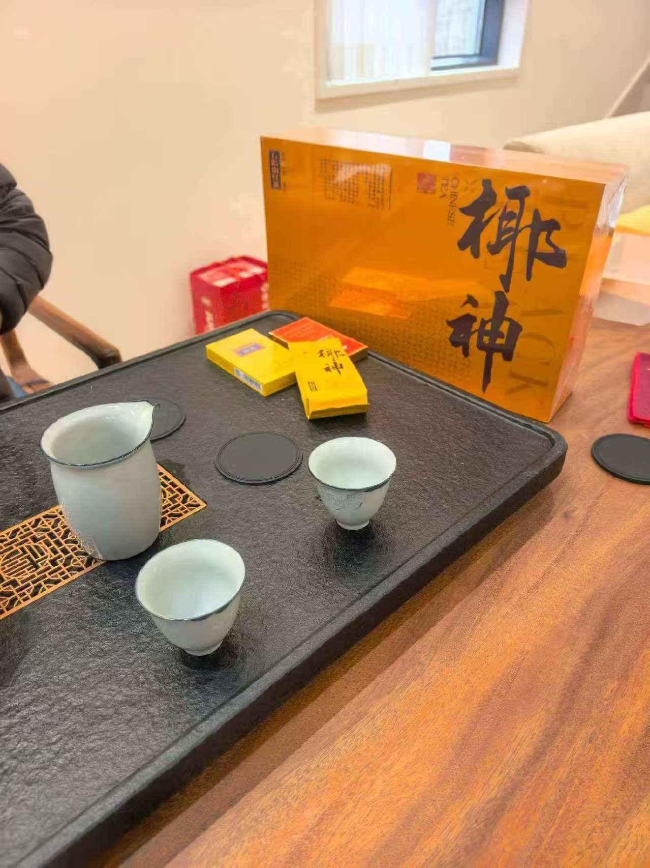 椰神五指山红茶